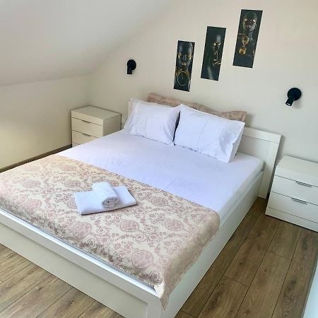 ,,Адела”-Апартамент За Гости Velingrad Eksteriør billede